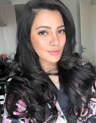 Sharnaaz ahmad, ayda jebat, nina iskandar, raja afiq, dayana roza, nazrief nazri, ayu raudhah, fauziah nawi penulis skrip: Biodata Dan Latar Belakang Pelakon Nina Iskandar Iluminasi