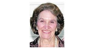 Earline Mason's Instagram, Twitter & Facebook