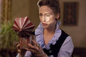 Si te ha gustado el tema de la película, te invitamos a que le eches un ojo al género terror. Vera Farmiga Y Los Inexplicables Sucesos En El Rodaje De La Pelicula El Conjuro Guioteca