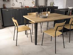 Coin Repas Vintage De La Cuisine Noire Et Bois Esprit Bistrot Cuisine Bistro Coin Repas Cuisine Noire Et Bois