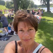 What car rental agencies are recommended to rent from Venice and drive to  Germany?