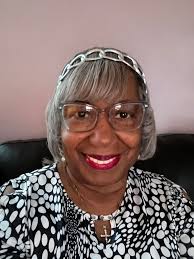 Happy second Sunday of Advent! Wishing you the assurance of God's love  during this bustling season.