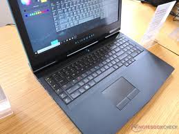 Alienware made slight tweaks to the exterior design, creating a slimmer chassis with even more customized. Alienware 15 R4 And 17 R5 Refreshed With Per Key Rgb Lighting And New Command Center Software Notebookcheck Net News