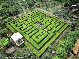 Direktur operasional pt palawi resorsis area bisnis wana wisata baturraden, wawan triwibowo mengatakan taman labirin menjadi salah satu spot favorit wisatawan. Biaya Masuk Taman Labirin Cempaka Spf 1607716768190 Price Range Www Aldebaranhomestay Com Salah Satu Tempat Wisata Yang Semakin Ramai Karena Keunikannya Yaitu Taman Labirin Coban Rondo Lubang Ilmu