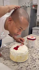 Gracias a Dios aquí celebrando mi cumpleaños hoy 4 de abril junto a mi  Bella familia. Gracias por sus bendiciones