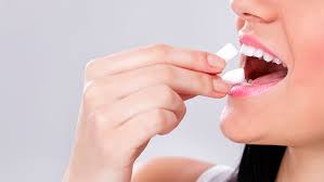 Masticar Chiche Despues De Las Comidas Ayuda A La Limpieza Bucodental Clinica Dental Vallecas