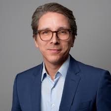 Dear colleagues, partners, and clients, After almost 11 incredible years at  zeb, it's time for me to say goodbye