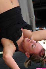 A truly revealing handstand - a flash of skin