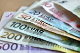 Translation of geld von der bank in english. N26 Geld Abheben Einzahlen Alle Infos 2021 Update