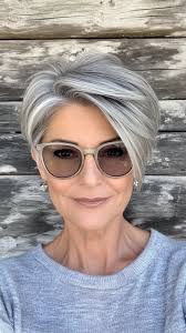 🎀💝 Easy Short Haircuts For Thick Hair Short Hairstyles for Women Over 50 
