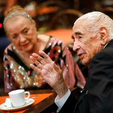 Alfred Martinez, son of El Fenix restaurant founders, dies at 100