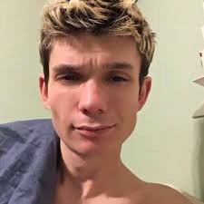 Avery Spencer (@AverySpencer)