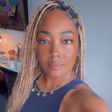 It is with heavy hearts, First Lady Dorothy Gordon, the Gordon Family, and  Congregation of Refuge Healing Temple Outreach Ministries, announce the  passing of our beloved Bishop David N. Gordon Sr. Bishop