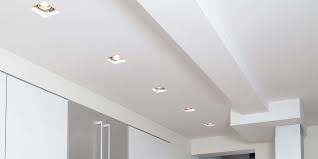 A contour is a product used to achieve the desired outline of someone's face while a bronzer is a product, liquid or powder, used to give the skin it's applied on a different color or to make it shine. Styles Innovations Features Of Recessed Lights
