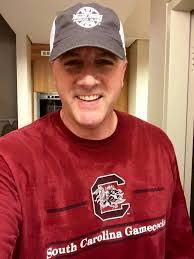 Derrick Riggs's Instagram, Twitter & Facebook