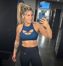 Not only does training your muscles make you look good, but it also helps  to prevent injuries from the impacts that we endure while racing! It's  important for me especially since I