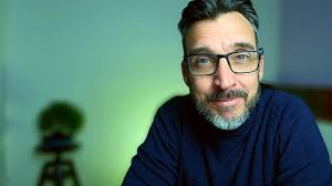 To The Point English with Ben