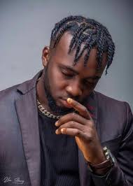 Manuel king official‎