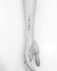Minimalist Tattoo Script By Jonboytattoo Nyc With Spirit Lead Me Tatuajes Minimalistas Tatuajes Escritos Tatuajes Delicados Femeninos
