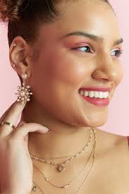 Francesca's Bonnie Large Starburst Chandelier Earrings