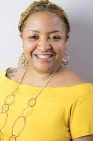 Carmela Foster's Instagram, Twitter & Facebook