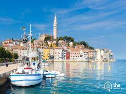 Appartamenti con due camere da letto sul mare a recco compra appartamenti vicino al mare a recco, genova, regione liguria. Affitti Istria In Un Appartamento Per Vacanze Con Iha Privati