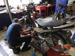 Maybe you would like to learn more about one of these? Kisah Suka Duka Biker Setia Bersama Tunggangannya Suzuki Shogun 125 R Tahun 2004 Setia1heri Com