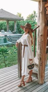 Discover The Exclusive Four Seasons Desroches Island Seychelles In 2020 Travel Fashion Girl Fashion Clothes Women Seychelles