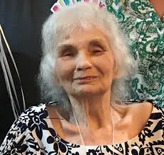 Marilyn Hoyt's Instagram, Twitter & Facebook