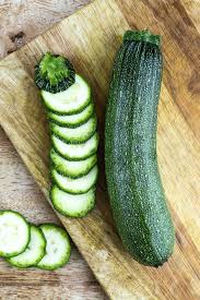 The zucchini glut is well known not only to vegetable gardeners but to their families, friends, neighbors and casual acquaintances too! How To Store Zucchini So It Stays Fresh Epicurious