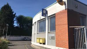 Villeneuve D Ascq Fermeture De La Poste A Flers Breucq Le Maire Aussi Monte Au Creneau