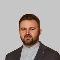 Dennis Abel's Instagram, Twitter & Facebook