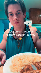 Chicken & rice because these are simple, tasty and a fav. Using rotisserie  chicken, Jasmin rice, salsa, broccoli and avocado. Adjust the portion to  your needs Like & follow Link in bio