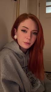 Ana Shoemaker's Instagram, Twitter & Facebook