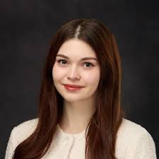 After a long application cycle and careful consideration of different  career paths, I'm thrilled to announce that I'm taking my first significant  step towards a career in new media research!