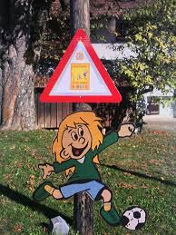 Achtung Kinder Kinder Schnitzen Holzbrett