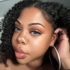 Katherine Klem (@KattKayy)