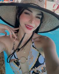 Lo bonito cuesta y se construye🪐🌤️