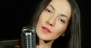 LIRYKA, LIRYKA...: Bird On the Wire