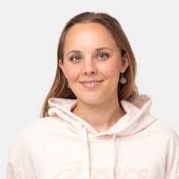 Sarah Stange's Instagram, Twitter & Facebook