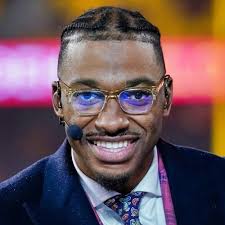 Robert Griffin III Finally Comes Clean After Getting Exposed For Unleashing  Racial Slur During Live TV Broadcast, But No One's Going To Believe Him  [VIDEO] Full story via 🔗 in comments. 👇