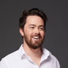 Jennifer Stille's Instagram, Twitter & Facebook