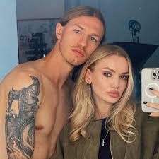 😄🇷🇺Matvey Safonov's wife Marina joked on social media after his four saves, poking fun at a claim made by his ex, who in a new lawsuit against the PSG goalkeeper stated that