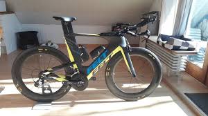 Unsere inhalte sind auf die interessen und bedürfnisse unser leser und kunden ausgerichtet. Felt Ia Carbon Triathlon Rennrad Zeitfahrrad Gr 56 Auf Bikeboerse Com