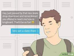Take note that mirroring is done subconsciously when she has a very good rapport with you. 4 Ways To Tell If A Girl Likes You Over Text Wikihow