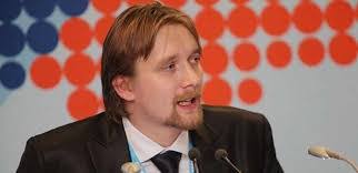 Robert Vacek's Instagram, Twitter & Facebook