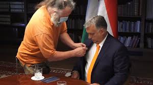 Orbán viktor miniszterelnök hivatalos közösségi oldala. Orban Viktor Nagy Bejelentesre Keszul Szombat Este A Jarvanyrol Blikk