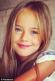 Enfant fille fille taille 12a (404 articles). Kristina Pinova