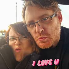 Verkehrsmann Christian Franz nennt´s Hawaii-Hemd, Studiotechniker Nullinger  nennt`s Körperverletzung ;-) wie findet Ihr´s?