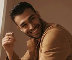 He sports an athletic body with a body weight of 87 kg (192 lbs). Sam Asghari Bio Wiki Net Worth Girlfriend Married Wife Age